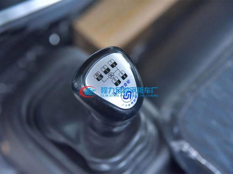 國(guó)六解放龍V單橋平板運(yùn)輸車