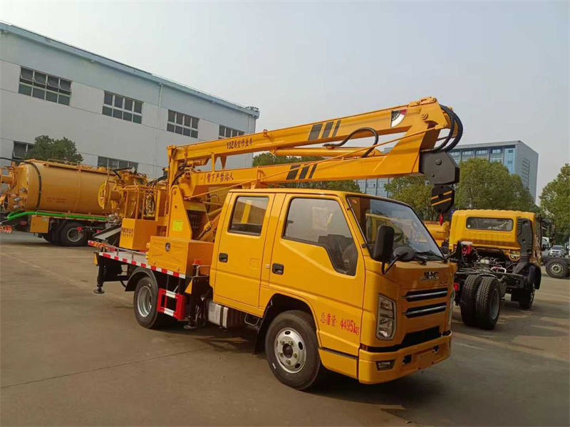 江鈴順達(dá)13米高空作業(yè)車